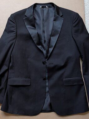 Lineage Men’s Black Suit Jacket, Size 38R